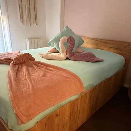 Appartement T2 Rez De Jardin - Disneyland Paris 6 Min Bussy-Saint-Georges Exterior foto