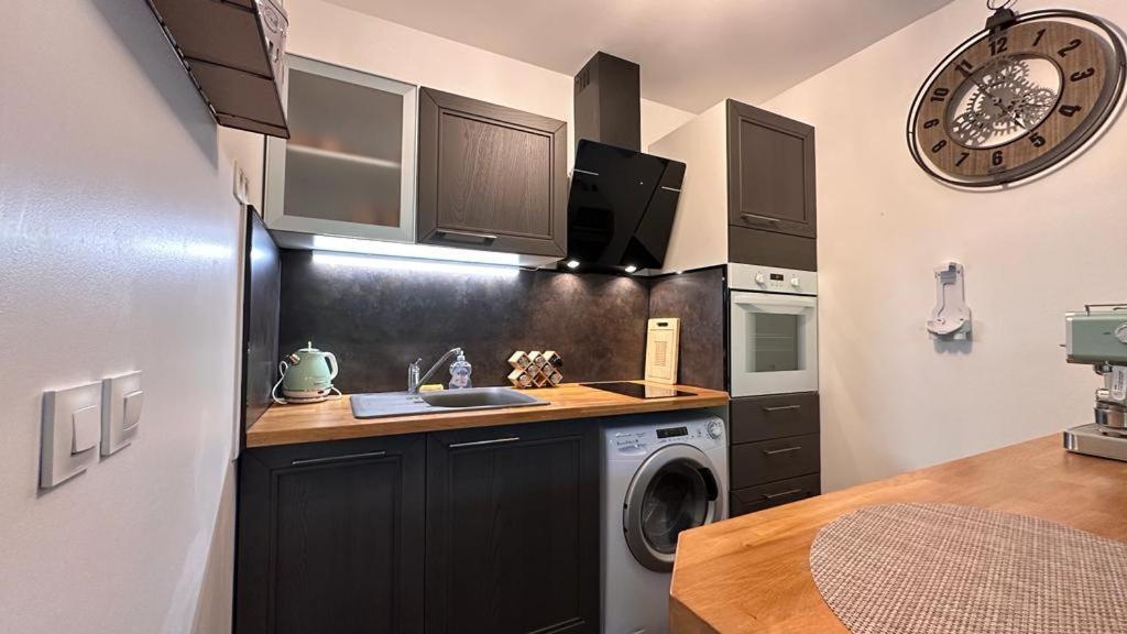 Appartement T2 Rez De Jardin - Disneyland Paris 6 Min Bussy-Saint-Georges Exterior foto