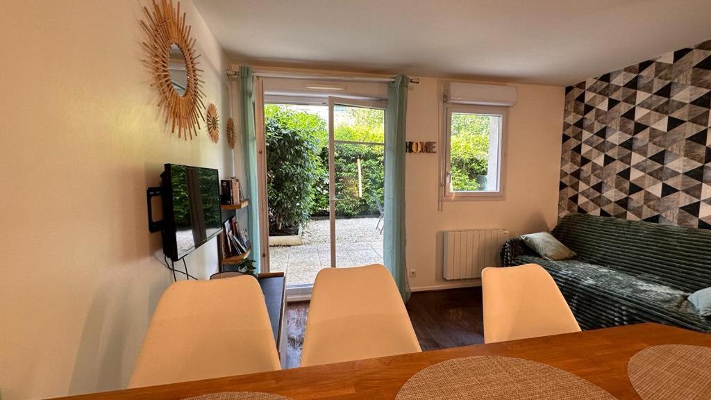 Appartement T2 Rez De Jardin - Disneyland Paris 6 Min Bussy-Saint-Georges Exterior foto